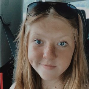 Meet your Posher, Addy